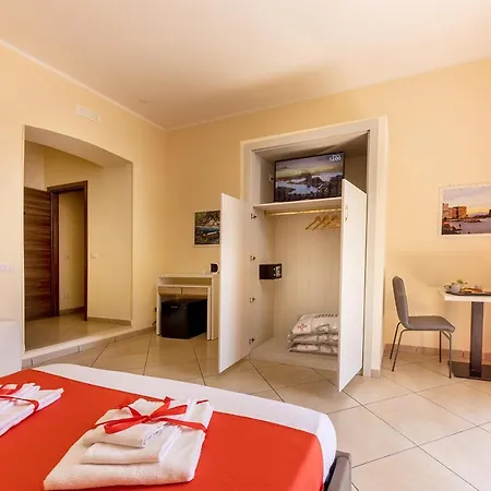 Re Diego 4* Nápoles