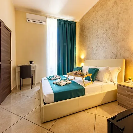 Re Diego Panzió Nápoly